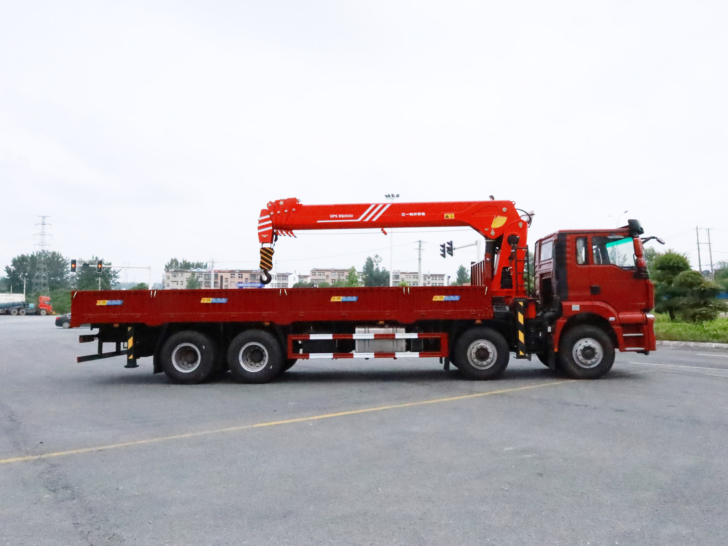 國(guó)六陜汽軒德翼3前四后八上裝三一14噸直臂式吊機(jī)隨車吊